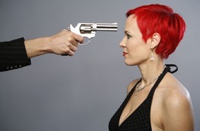 ProSieben: 4 Revolver, eine Kugel: Mystisches Roulette bei "The next Uri Geller"