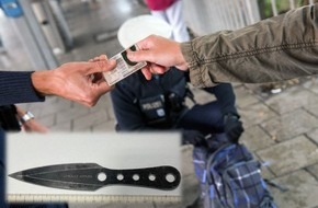 Bundespolizeiinspektion Kassel: BPOL-KS: 17-Jähriger hantiert im Zug mit einem Wurfmesser