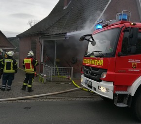 POL-STD: Feuer in Mittelnkirchener Einfamilienhaus schnell gelöscht