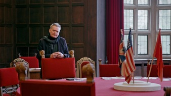 „Roosevelt würde sich im Grab umdrehen!“ – Interview mit dem britischen Bestsellerautor Giles Milton zu seiner neuen Dokumentation „Der Zweite Weltkrieg – Die letzten Stunden“