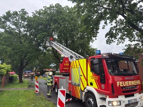 FW-AUR: Vermehrte Blitzeinschl&auml;ge w&auml;hrend n&auml;chtlicher Gewitter