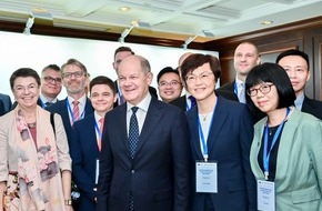 Brose SE: Presseinformation: Bundeskanzler Olaf Scholz trifft Brose Vertreter in Shanghai