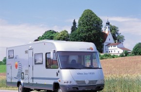 Suisse Caravan Salon / BERNEXPO AG: Veloprofis, Wüstensand, Wohnmobile und Miss Schweiz