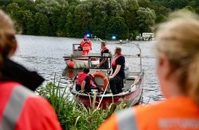Feuerwehr Essen: FW-E: Vermisste Person - Umfangreiche Suchma&szlig;nahmen an der Ruhr