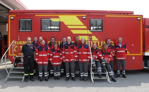 Feuerwehr der Stadt Arnsberg: FW-AR: Bezirksregierung Arnsberg besucht Fernmeldedienst der Arnsberger Feuerwehr