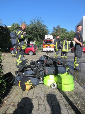 FW-MH: Ausgedehnter Wohnungsbrand - Keine Verletzten