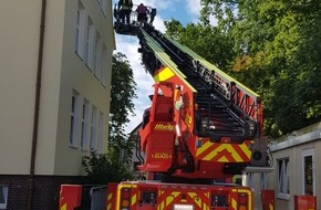 Freiwillige Feuerwehr Werne: FW-WRN: Martinshorn und Blaulicht bei den Werner Grundschulen an der Horster Straße und der Schulstraße
