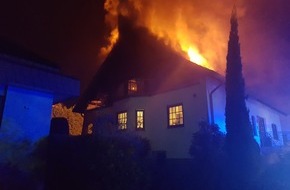 Polizeidirektion Koblenz: POL-PDKO: Presseerstmeldung: Dachstuhlbrand von einem Einfamilienhaus