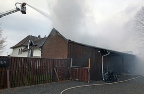 Freiwillige Feuerwehr Gangelt: FW Gangelt: Dachstuhlbrand in Hastenrath
