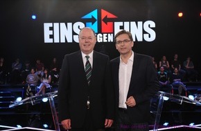 SAT.1: SPD-Kanzlerkandidat Peer Steinbrück im SAT.1-Polittalk "Eins gegen Eins" (BILD)