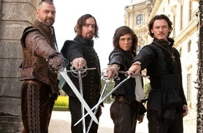 ProSieben: Einer für alle! Free-TV-Premiere "Die drei Musketiere" mit Orlando Bloom und Christoph Waltz am 11. Mai 2014 auf ProSieben (FOTO)