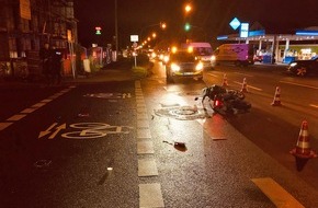 Polizei Mettmann: POL-ME: 19-jähriger Motorradfahrer bei Abbiegeunfall schwer verletzt - Langenfeld - 2110156