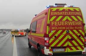 Feuerwehr Mülheim an der Ruhr: FW-MH: Verkehrsunfall auf der Autobahn