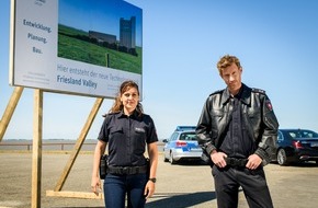 ZDF: Im ZDF: "Friesland - Haifischbecken" mit Maxim Mehmet und Sophie