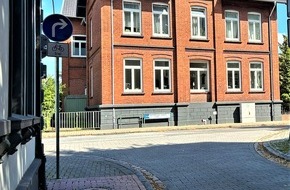 Polizeidirektion Bad Segeberg: POL-SE: Rellingen - Polizei kontrolliert vorgeschriebene Fahrtrichtung in der Kirchenstraße