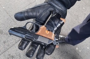 Bundespolizeidirektion Berlin: BPOLD-B: Mann mit Waffe vorläufig festgenommen