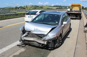 Polizeidirektion Kaiserslautern: POL-PDKL: Unfall in Baustelleneinfahrt