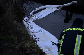 Freiwillige Feuerwehr Aurich: FW-AUR: Weitläufiger Ölfilm auf Gewässer