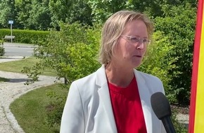 Füracker: Erste Mobile Lotto-Annahmestelle startet in der Oberpfalz / LOTTO Bayern bereichert mobile Nahversorgung Füracker: Erste Mobile Lotto-Annahmestelle startet in der Oberpfalz / LOTTO Bayern bereichert mobile Nahversorgung