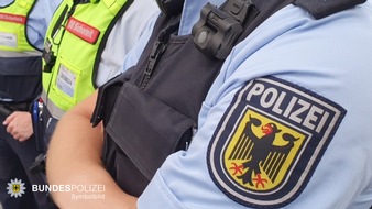 Bundespolizeidirektion M&uuml;nchen: Bundespolizeidirektion M&uuml;nchen: Streit am Hauptbahnhof eskaliert/ Bundespolizei ermittelt wegen K&ouml;rperverletzung und Bedrohung