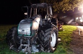 Polizei Minden-Lübbecke: POL-MI: Traktor geht in Flammen auf - Polizei spricht von Brandstiftung