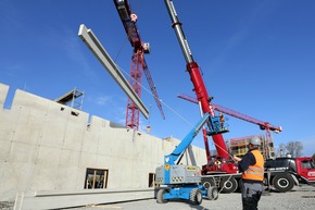 4.000 Kubikmeter Beton verarbeitet: Wichtige Etappe beim Bau des neuen Klimawindkanal-Zentrums von Ford erreicht