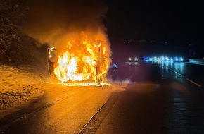 Feuerwehr Remscheid: FW-RS: Brand eine Autotransporters auf der A 1