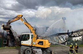 Kreisfeuerwehrverband Calw e.V.: KFV-CW: Großbrand zerstört Schreinerei in Simmozheim