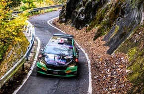 Skoda Auto Deutschland GmbH: Rallye Japan: Fünf Škoda Crews fahren beim Saisonfinale in die Top-10 der WRC2-Kategorie