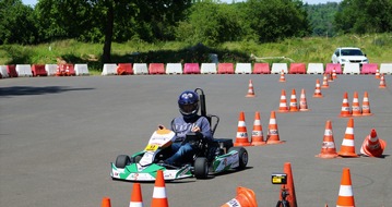 ADAC Hessen-Thüringen e.V.: Inklusion erFAHREN / Motorsport Inklusionsprojekt „United in Dreams“ macht Station in Erfurt