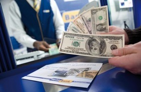 Reisebank AG: ReiseBank: "Hier nehmen Sie am besten US-Dollar mit"
