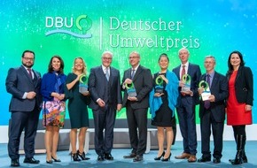 Deutsche Bundesstiftung Umwelt (DBU): "Folgen des Klimawandels längst auf der ganzen Welt zu spüren" / Bundespräsident überreichte heute in Erfurt Deutschen Umweltpreis der DBU