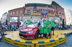 Skoda Auto Deutschland GmbH: SKODA Triumph bei der Barum-Rallye: Jan Kopecky verteidigt Titel in der Tschechischen Rallye-Meisterschaft (FOTO)