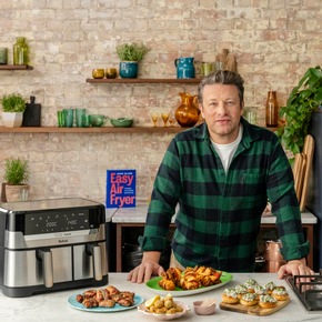 Smartes Kochen mit Expertenempfehlung: Launch der neuen Jamie Oliver by Tefal Doppelkammer-Heißluftfritteuse und dem rotierenden Pizzaofen