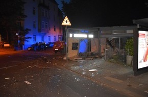 Polizei Aachen: POL-AC: Zwei Täter nach Geldautomatensprengung flüchtig