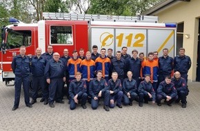 Feuerwehr Dinslaken: FW Dinslaken: Halbzeit bei der Grundausbildung der Freiwilligen Feuerwehr Dinslaken