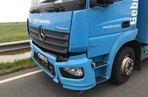 Polizeiinspektion Delmenhorst / Oldenburg - Land / Wesermarsch: POL-DEL: Landkreis Wesermarsch: Sattelzugmaschine fährt in Stadland / OT Schwei auf Transporter auf