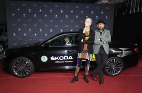Skoda Auto Deutschland GmbH: SKODA brachte die Stars zur Eröffnungsgala des 26. Filmfest Hamburg (FOTO)