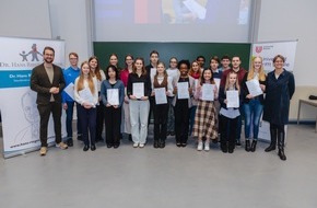 Universität Bremen: Dr. Hans Riegel-Fachpreise für exzellente Schülerforschung