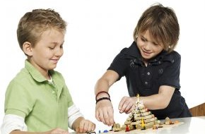 LEGO GmbH: Neu im Handel: Lego Spiele - die Welt wird Augen machen