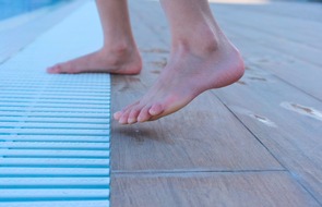 Wort & Bild Verlagsgruppe - Gesundheitsmeldungen: Fußpilz - vorbeugen, behandeln und für immer loswerden / Das Gesundheitsmagazin "Apotheken Umschau" zeigt wirksame Maßnahmen gegen den unliebsamen Begleiter