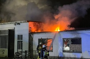 Feuerwehr Bremerhaven: FW Bremerhaven: Gebäudebrand im Ortsteil Lehe