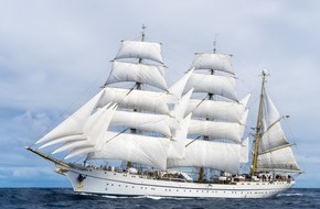 Presse- und Informationszentrum Marine: Pünktlich zur Windjammerparade - "Gorch Fock" kehrt von 182. Auslandsausbildungsreise zurück