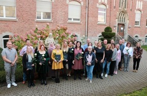 Alexianer-Verbund: Karriere dank Weiterbildung: Katharina Kasper Akademie gratuliert Einrichtungs- und Praxisanleitungen