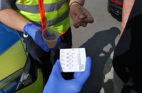 Kreispolizeibehörde Rhein-Kreis Neuss: POL-NE: Verdacht "Gefährdung des Straßenverkehrs" - Drogentest nach Unfall positiv