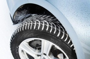 Nokian Tyres: Nokian-Winterreifen ist der Testsieger im Winterreifen-Test 2011 von "Auto Plus", der "Auto Bild" von Frankreich / Höchste erreichbare Wertung mit fünf Sternen / Nokian ist der Preiswerteste