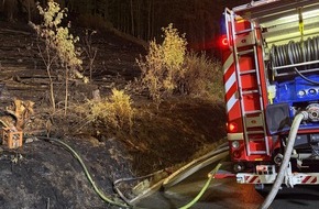 Feuerwehr Plettenberg: FW-PL: Feuerwehr Plettenberg unterst&uuml;tzt bei Waldbrand in Altena