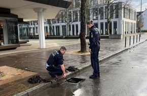 Polizeipräsidium Offenburg: POL-OG: Bühl - Schöne Geste: Danke für die Wertschätzung - Mit guten Nachrichten ins Wochenende