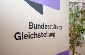 Bundesstiftung Gleichstellung: Wie es um die Gleichstellung auf Bauernhöfen steht / Bundesstiftung Gleichstellung on Tour unter dem Motto "Frau. Land. Hof." in Roth