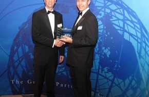 DERMALOG Identification Systems GmbH: "Customer Value Award" für Biometrie-Experten aus Hamburg: DERMALOG AFIS mit Frost & Sullivan Award für Kundenorientierung ausgezeichnet (mit Bild)